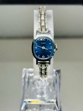Vintage Timex Ladies Manual Wind 16mm Blue Dial Silver Tone Bracelet Watch Runs